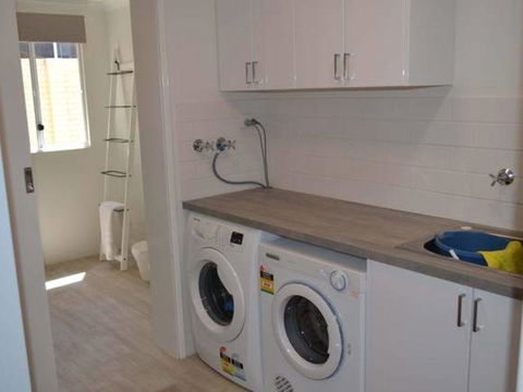 Caravel Beach House Mandurah - Accommodation Tasmania 33