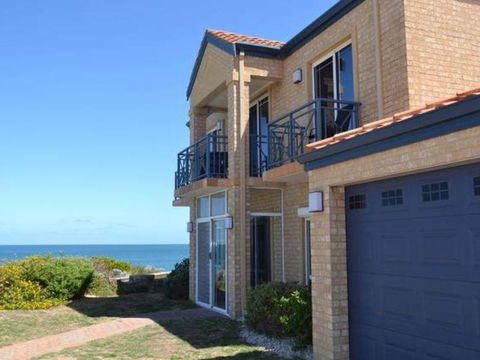 Caravel Beach House Mandurah - Accommodation Tasmania 28
