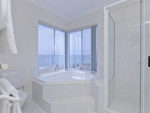 Caravel Beach House Mandurah - Accommodation Tasmania 32