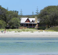 Beach House Dunsborough - Accommodation Tasmania