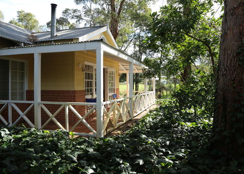 Two Sisters Chalets - Accommodation Tasmania 27