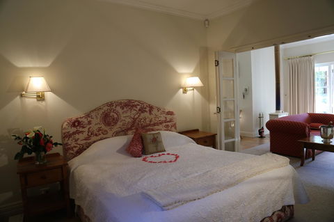 Two Sisters Chalets - Accommodation Tasmania 22