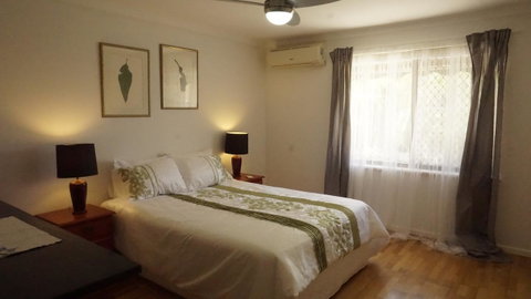 Relax, Bright & Airy Garden Villa - Accommodation Tasmania 38