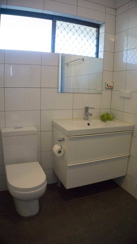 Relax, Bright & Airy Garden Villa - Accommodation Tasmania 26