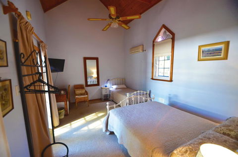 RoseMoore Bed & Breakfast - Accommodation Tasmania 9