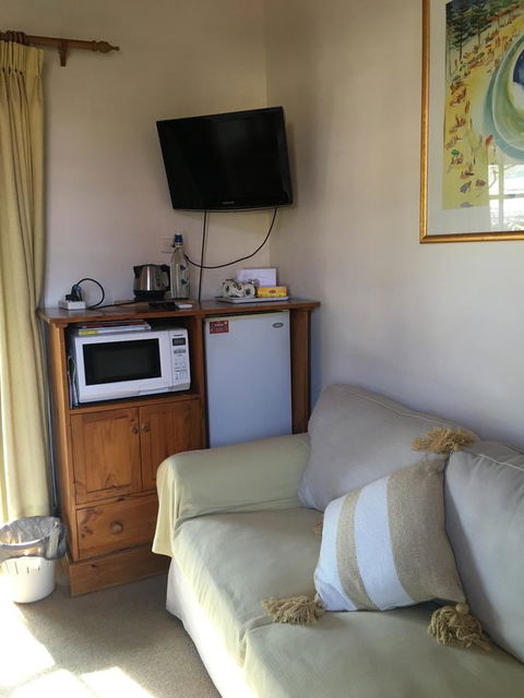 RoseMoore Bed & Breakfast - Accommodation Tasmania 6