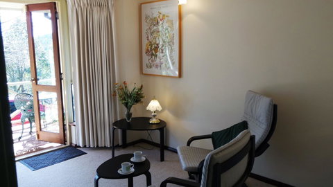 Eleebana Guest House - Accommodation Tasmania 4