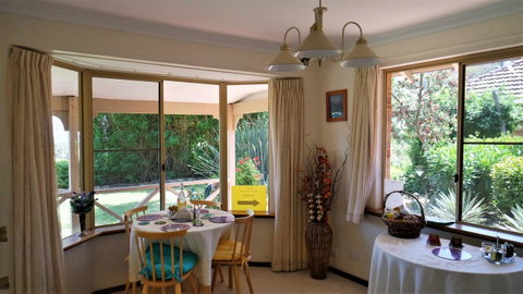 Eleebana Guest House - Accommodation Tasmania 30