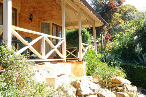Eleebana Guest House - Accommodation Tasmania 32