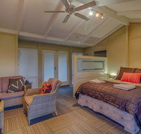 Windfall Estate Vineyard Cottage - Accommodation Tasmania