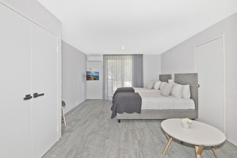 Atrium Hotel Mandurah - Accommodation Tasmania 23