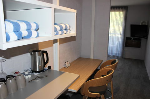 Atrium Hotel Mandurah - Accommodation Tasmania 11