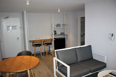 Atrium Hotel Mandurah - Accommodation Tasmania 12