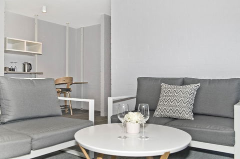 Atrium Hotel Mandurah - Accommodation Tasmania 22