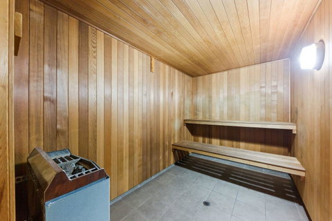 The Executive Penthouse - Accommodation Tasmania 22