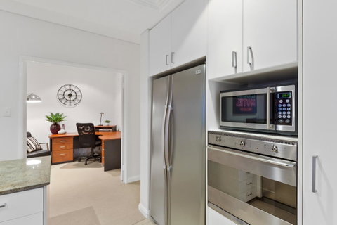 The Executive Penthouse - Accommodation Tasmania 15