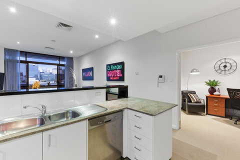 The Executive Penthouse - Accommodation Tasmania 14