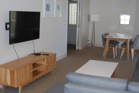 Absolute Beachfront Scarborough - Accommodation Tasmania 2