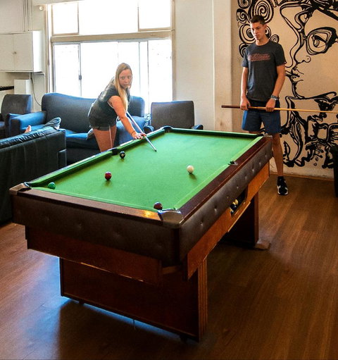 The Hive Hostel - Traveler Friendly, Passport Only - Accommodation Tasmania 4