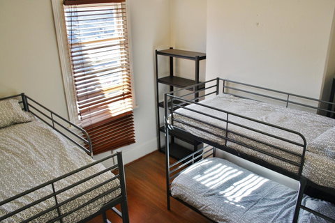 The Hive Hostel - Traveler Friendly, Passport Only - Accommodation Tasmania 34