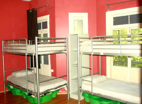 The Hive Hostel - Traveler Friendly, Passport Only - Accommodation Tasmania 22