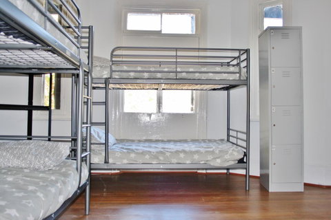 The Hive Hostel - Traveler Friendly, Passport Only - Accommodation Tasmania 36