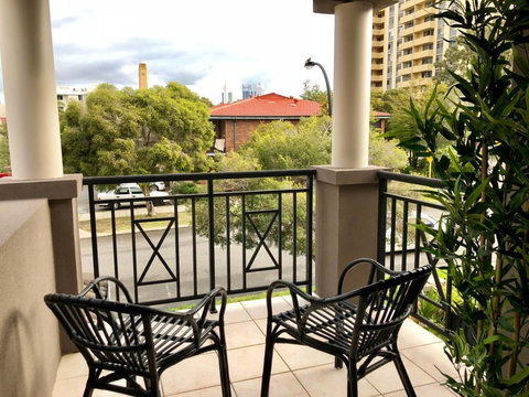 Highgate Modern Home (4 Mins To Perth City) - Accommodation Tasmania 18
