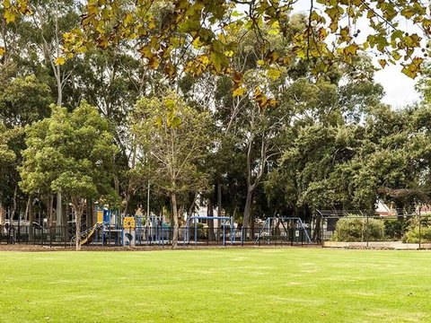 Highgate Modern Home (4 Mins To Perth City) - Accommodation Tasmania 22