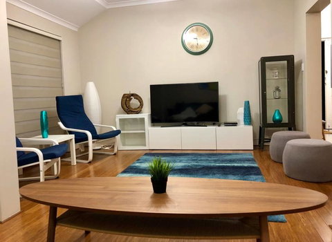 Highgate Modern Home (4 Mins To Perth City) - Accommodation Tasmania 2