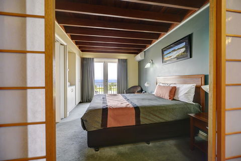 The Jetty Resort - Accommodation Tasmania 2