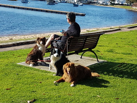 Como Executive Apartment - Accommodation Tasmania 23