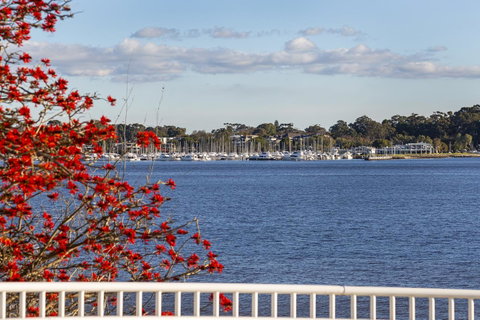 Como Executive Apartment - Accommodation Tasmania 22