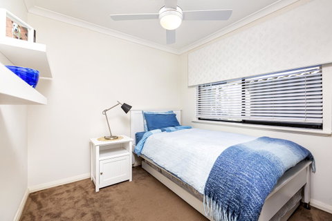 Como Executive Apartment - Accommodation Tasmania 12
