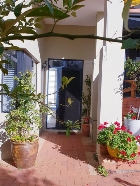 Como Executive Apartment - Accommodation Tasmania 3