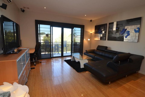 The Arcadia Apartment - Accommodation Tasmania 3