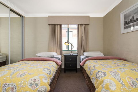 Subiaco Village 18 - Accommodation Tasmania 12