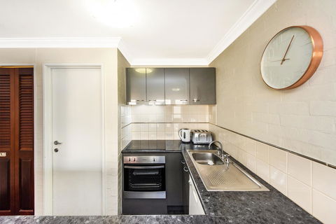 Subiaco Village 18 - Accommodation Tasmania 6