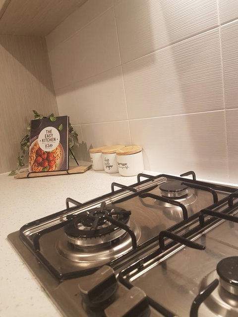The Kingsleyâ€™s Place â€“ Piara Waters - Accommodation Tasmania 14