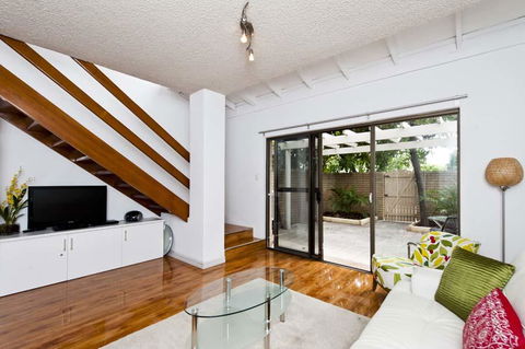 Heart Of Subiaco - Accommodation Tasmania 1