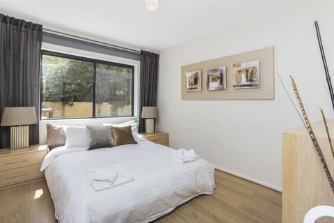 Gorgeous 26 1 Bed Designer Fitout Perfect Location - Accommodation Tasmania 39