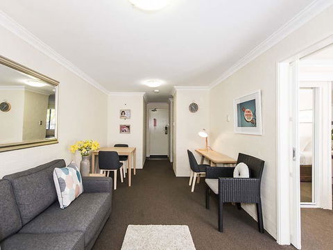 Subiaco Village 28 - Accommodation Tasmania 3