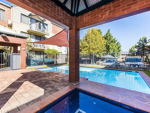 Subiaco Village 28 - Accommodation Tasmania 18