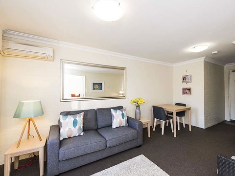 Subiaco Village 28 - Accommodation Tasmania 5