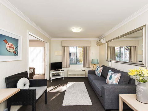 Subiaco Village 28 - Accommodation Tasmania 1