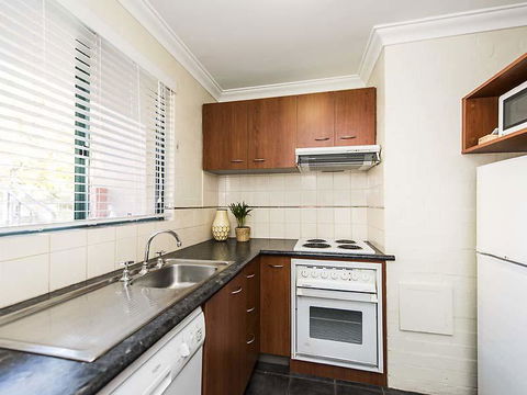 Subiaco Village 28 - Accommodation Tasmania 13