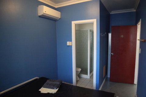 Perth Central Backpackers - Accommodation Tasmania 38