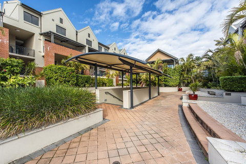 Subiaco Emporium Apartment - Accommodation Tasmania 10