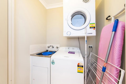 Subiaco Emporium Apartment - Accommodation Tasmania 25