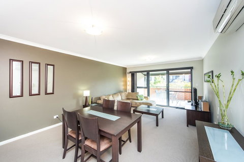 Subiaco Emporium Apartment - Accommodation Tasmania 23