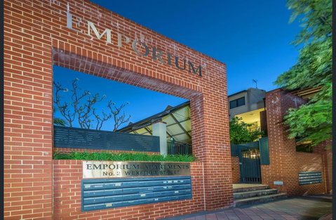 Subiaco Emporium Apartment - Accommodation Tasmania 5